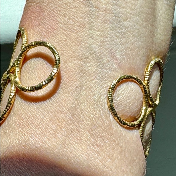 Gorgeous Natural pinkish Stone Gold Plated Cuff Bracelet - Picture 2 of 5